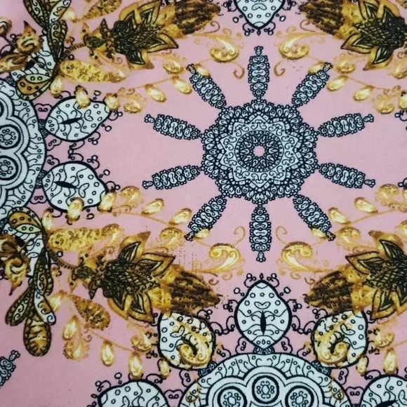 Pink Buttery Soft Leggings - Picture 2 of 4